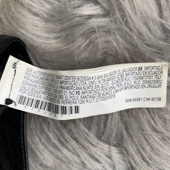 NWOT F21 leather shorts - Picture 5 of 8